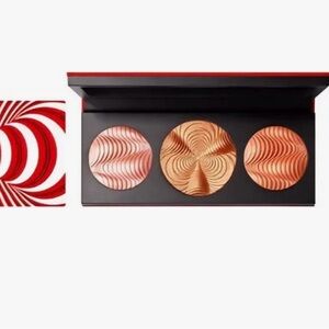 MAC Cosmetics Blush Palette with Pink and Orange Hues